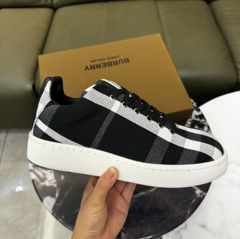 Burberry Sneakers